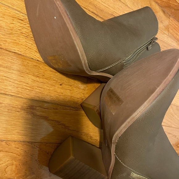 Military Booties with side zipper - Picture 2 of 5